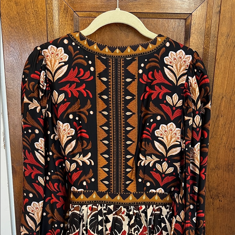 FARM Rio Black Floral Wrap Mini Dress with sleeves NWT - Picture 6 of 13